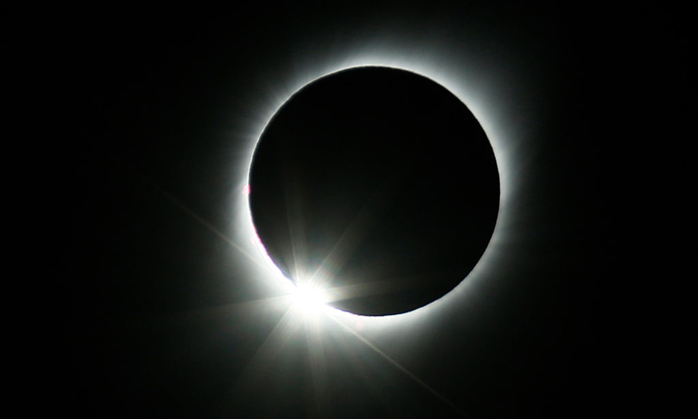 Eclipse Solar затмение. Кольцеобразное солнечное затмение. Солнечное затмение на Луне. Лунное затмение. К чему снится затмение солнца