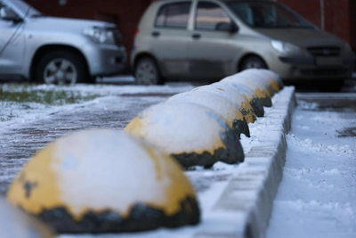 В Мурманске временно закроют парковки на пяти улицах