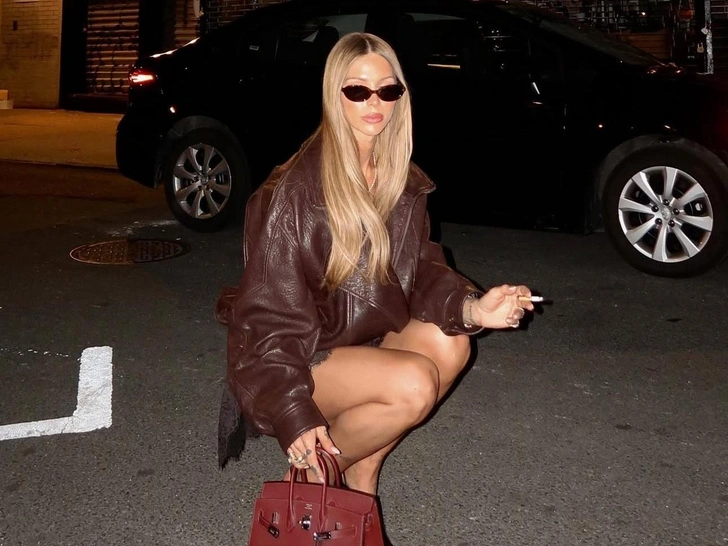 Как повторить главные осенние укладки 2025: от небрежных волн до волос 'второго дня' | marieclaire.ru