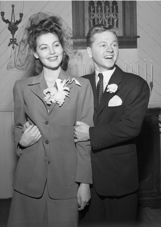 Фото 8. Свадьба голливудской актрисы Авы Гарднер / 1942 год.