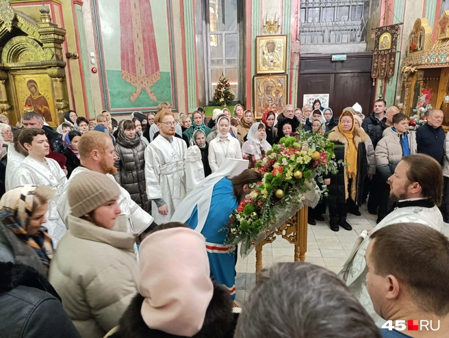 Начало богослужения | Источник: Надежда Тихомирова / 45.RU