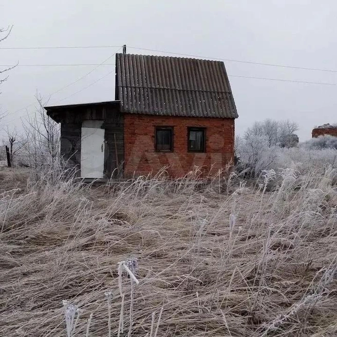 Так выглядит дом с участком | Источник: Avito.ru