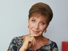 Елена Проклова доставлена в больницу с инсультом