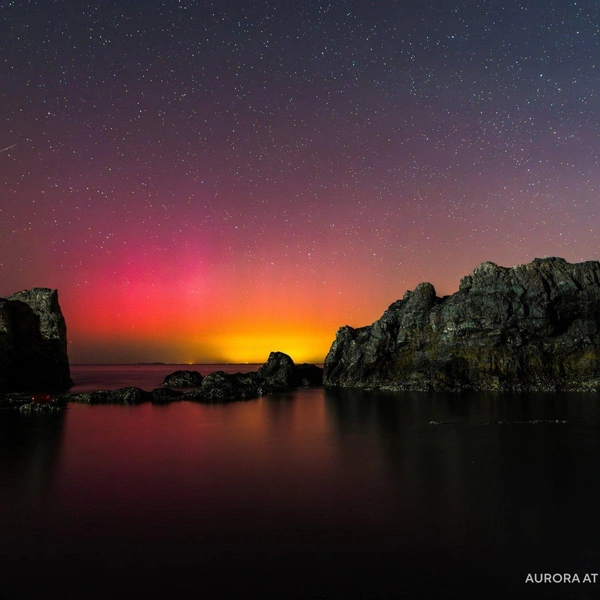 Второе место в номинации Young Astrophotographers. Полярное сияние над Далянем, КНР | Источник: Haohan Sun / Capture the Dark 2025