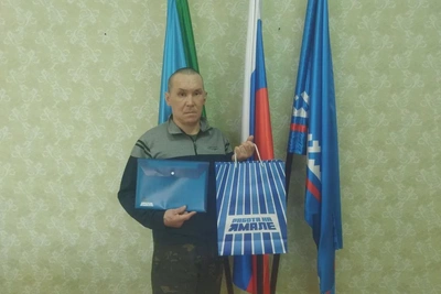 Ямал вручил первый сертификат участнику СВО на открытие дела