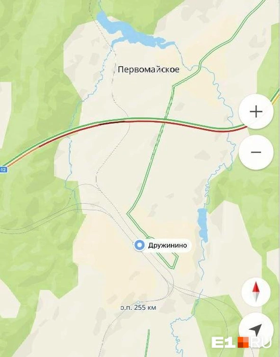 Пробка в сторону Екатеринбурга пока что сохраняется | Источник: 2GIS