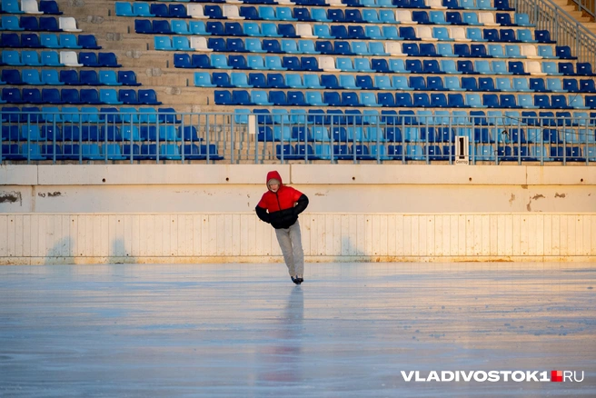 Коньки можно прятать до следующей зимы: катки во Владивостоке закрылись | Источник: Елена Буйвол / VLADIVOSTOK1.RU