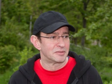 Цыпкин поддержал Хабенского, уволившего Назарова: «Мир будет рушиться, а Константин знает, что делает»