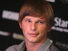 Андрей Аршавин изменял жене с 21-летней стюардессой