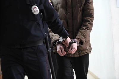 В Екатеринбурге отец изнасиловал 15-летнюю дочь