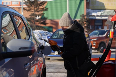 Водители Омской области о ценах на бензин: «Классно живём»