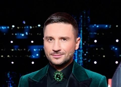 Спустил на землю женский ансамбль, хор бруталов назвал пародией: оценки Лазарева в шоу «Ну-ка, все вместе!»