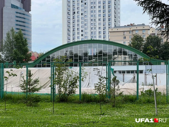 Здание возведут на месте школы тенниса | Источник: Андрей Бирюков / UFA1.RU