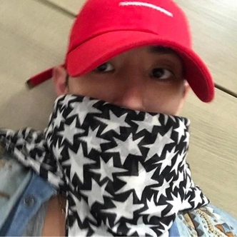 Источник: @leesoohyuk