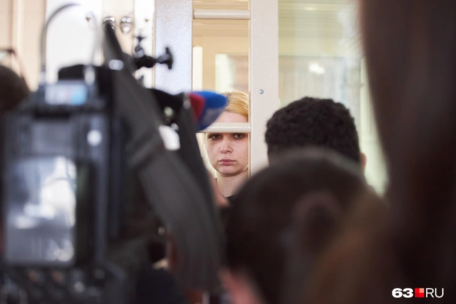 В перерыве Екатерина была не против пообщаться с журналистами | Источник: Роман Данилкин / 63.RU