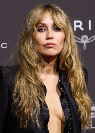 20 лучших выходов звезд в январе — от красных дорожек до стритстайла 20 лучших выходов звезд в январе — от красных дорожек до стритстайла