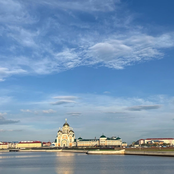 Кафедральный собор Преображения Господня — самый большой православный храм в Арктике | Источник: героиня материала