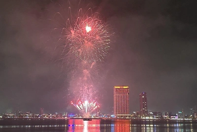 Сибиряк отпраздновал Новый год во Вьетнаме среди мандариновых деревьев