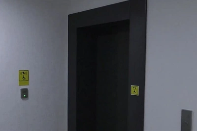 Инцидент с лифтом в Южно-Сахалинске: пострадала мать с ребенком