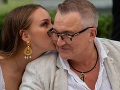 Лера Кудрявцева: «Дмитрий Дибров рассказал о тайной комнате для интима в своем особняке»