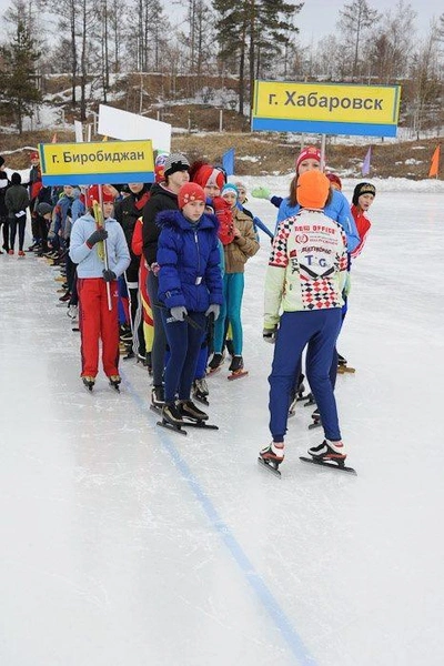 Соревнования конькобежцев на призы олимпийской чемпионки Людмилы Титовой | chita.ru