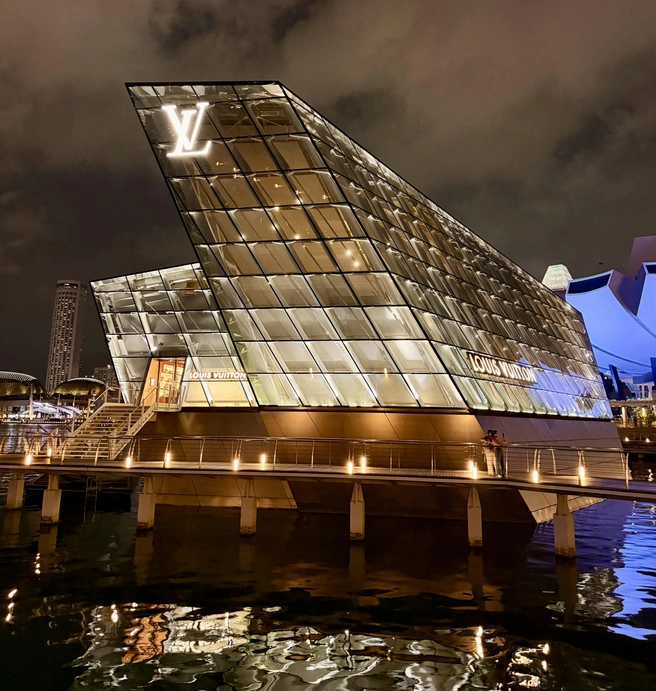 Louis Vuitton в Сингапуре | Источник: Ильнур Ишкиев