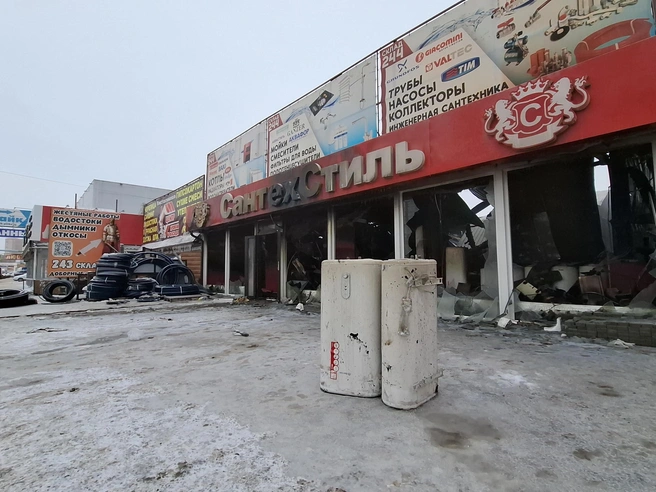 Сложно представить, сколько средств и времени потребуется для восстановления павильонов. | Источник: Тимофей Крылов / V1.RU