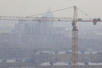 Smolny Outlines St. Petersburg's Construction Plans