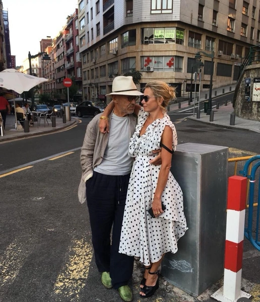 Супруги вместе почти 30 лет