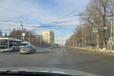 Авария на Московском проспекте Воронежа парализовала движение