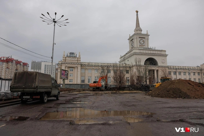Еще недавно здесь была весьма популярная парковка | Источник: Алексей Волхонский / V1.RU