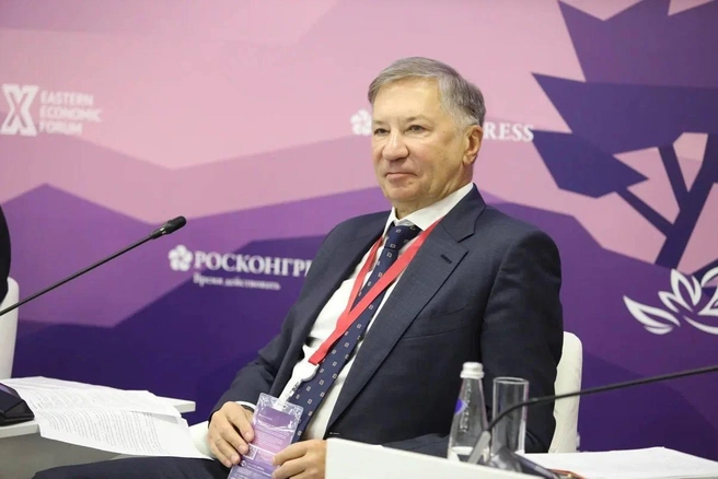 Председатель совета директоров компании «Удоканская медь» Валерий Казикаев принял участие в ключевой сессии «Электроэнергия для развития Дальнего Востока» | Источник: «Удоканская медь»