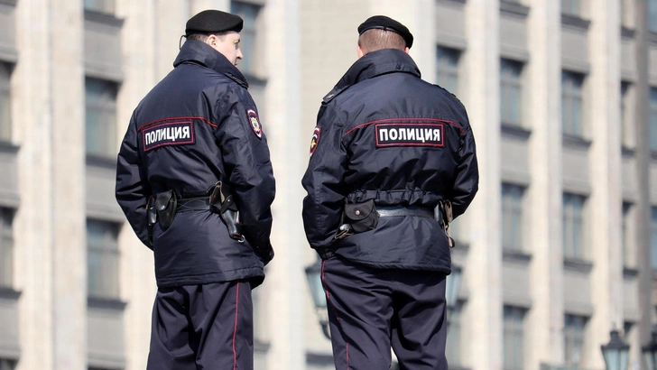 «Может, вы хотя бы несовершеннолетние?»: как россиянки пытались наказать мужчину за харассмент напротив Кремля и что из этого вышло | Источник: Shutterstock/Fotodom.ru