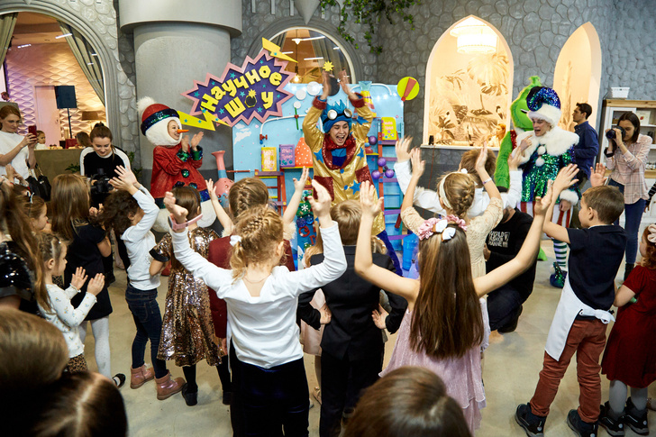 Детская новогодняя елка Hearst Shkulev Group (фото 3)