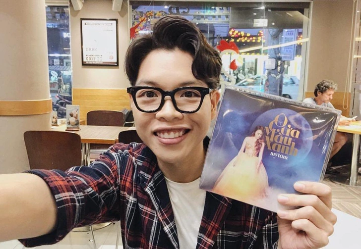 Артист отложил личную жизнь в долгий ящик