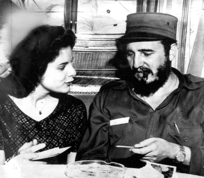 Джейн Бонд XX века: как дочь капитана соблазнила Фиделя Кастро, но не смогла его убить