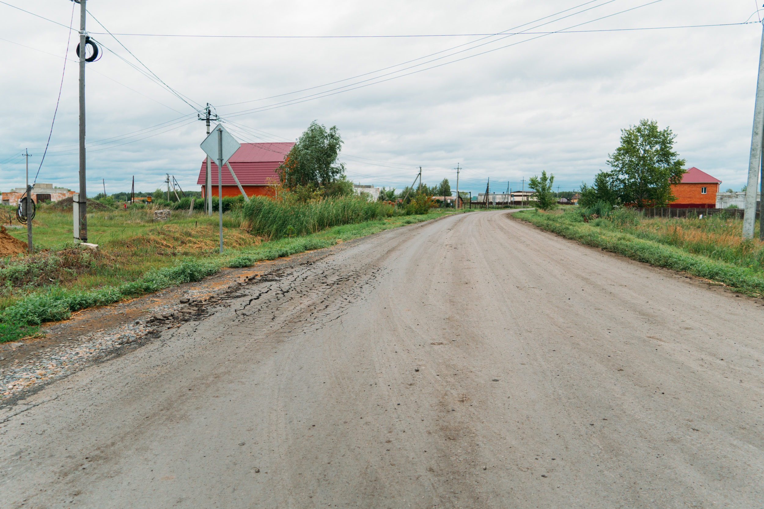 В деревню под Омском отказался ходить автобус из-за плохой дороги - 6  октября 2023 - НГС55.ру