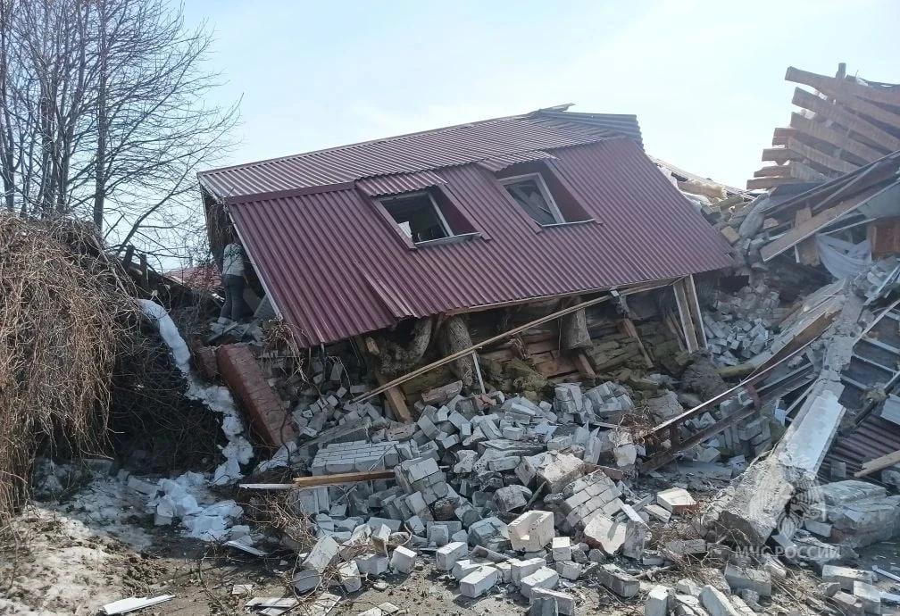 Взрыв газа и пожары в поселке под Самарой. Есть погибшие. Пострадавшим предоставят жилье