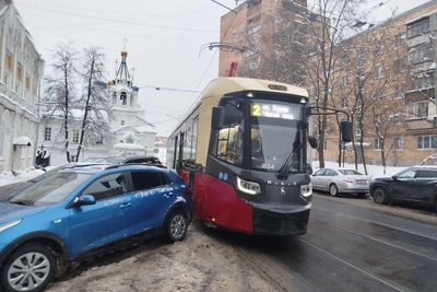 Trams in Nizhny Novgorod idle for 80 hours due to parked cars