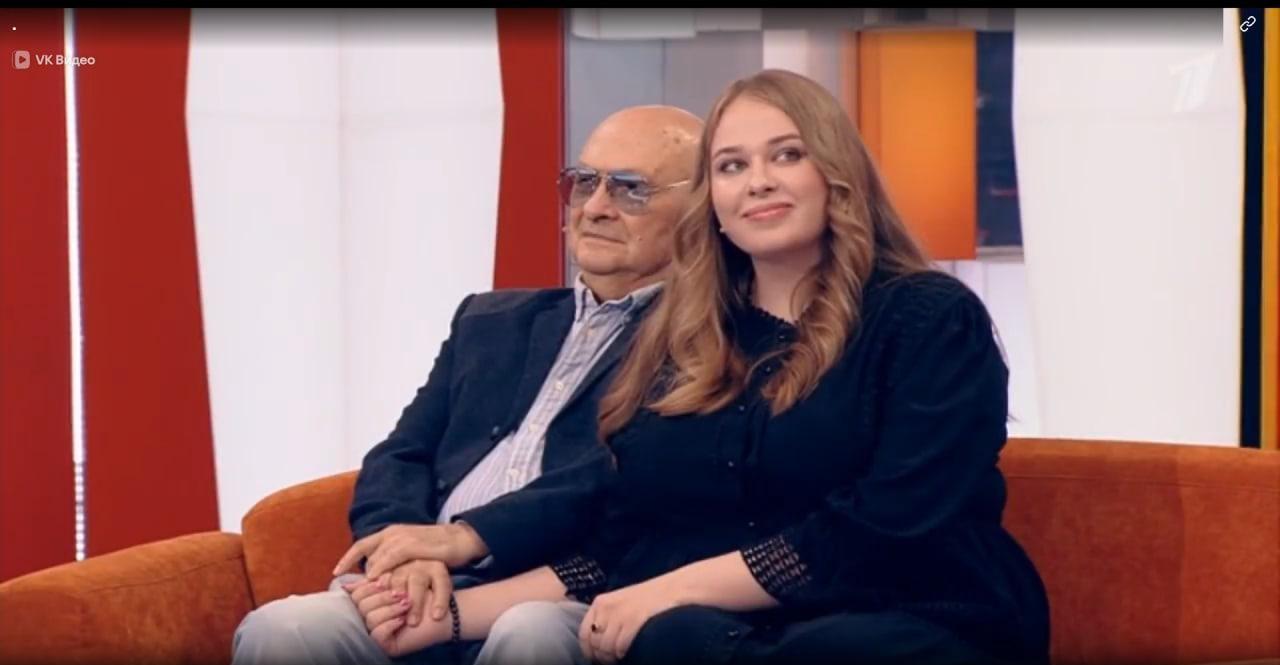 «На второй встрече переехала к нему»: 26-летняя блогер Дарья Михайлова о браке с 77-летним профессором