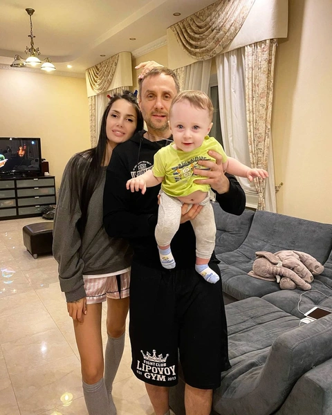 Кабаева тоже родила спортсмену сына