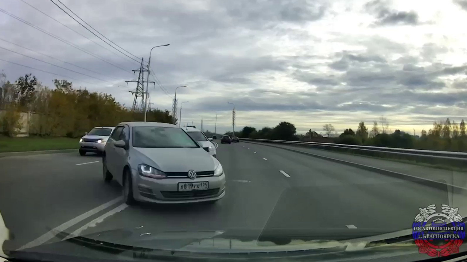 Полиция опубликовала видео момента ДТП на Дубровинского, где погибли три девушки