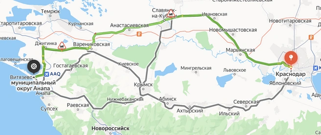 Бесплатные маршруты (серого цвета) более длинные | Источник: Yandex.ru