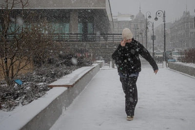 Владивосток засыпало сильнейшим за 20 лет снегопадом