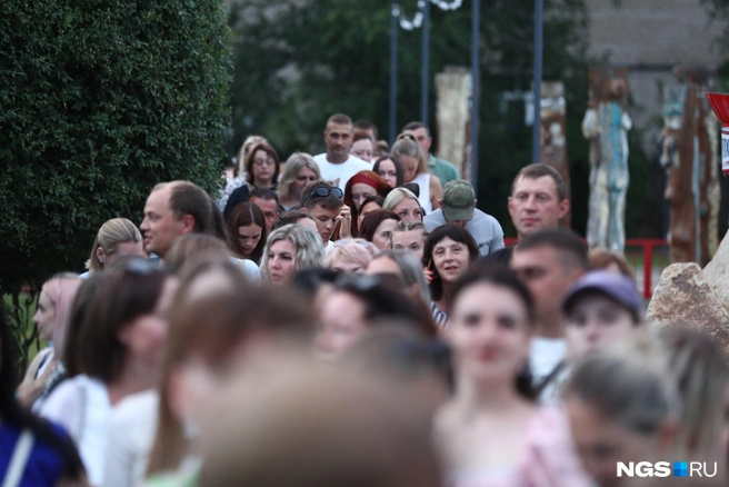 На концерт пришли не только девушки, но и мужчины | Источник: Александр Ощепков / NGS.RU