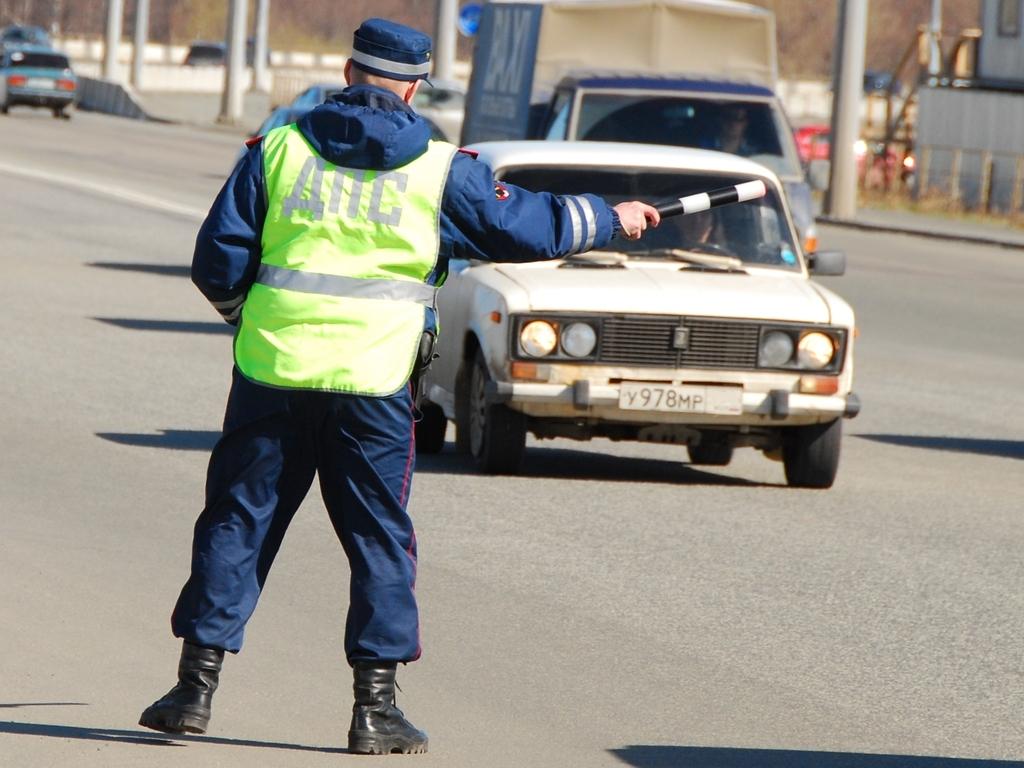 Тест на знание ПДД: вопросы, с которыми чаще всего сталкиваются водители  при отпускных поездках к морю, правила обгона, камеры видеофиксации,  разметка, знаки, скоростной режим - 6 июня 2022 - Е1.ру