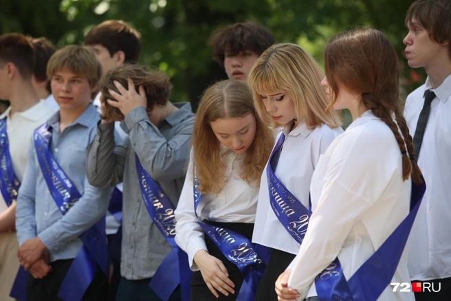 Интересно, эти девятиклассники уже решили, с какой профессией дальше свяжут свою жизнь | Источник: Ирина Шарова/ 72.RU