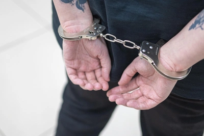 Мужчина с ножом напал на пенсионца в Александро-Невском