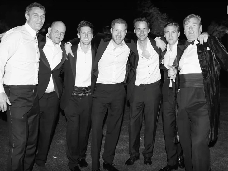 Гарри со своими друзьями