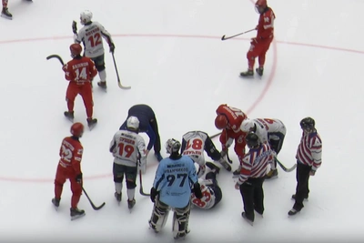 Хоккеист «Старта» получил тяжелую травму бедра